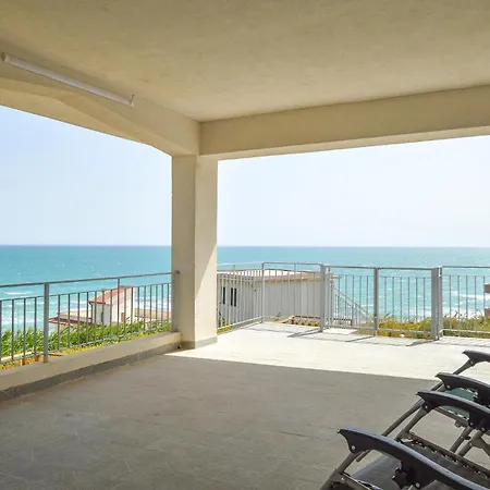 3 Bedroom Cozy In Sciacca