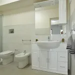 3 Bedroom Cozy In * שאקה